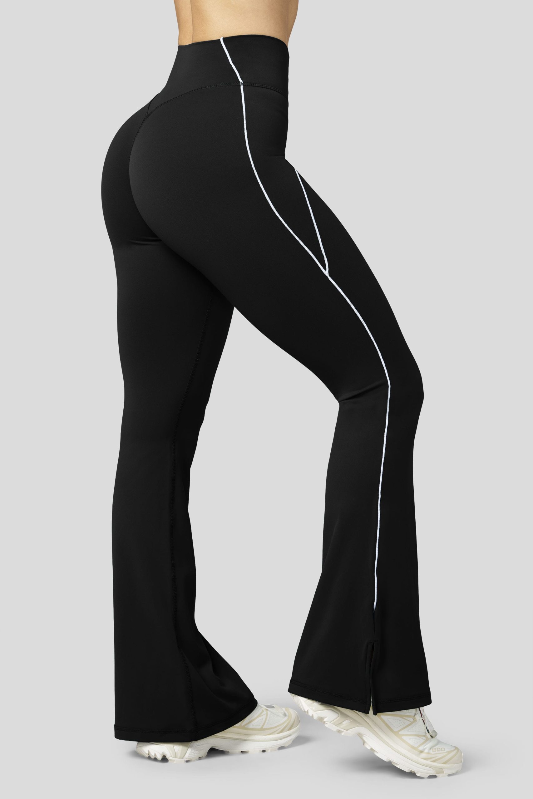 W2085 - Elevate Flare legging (Short) - Image 10