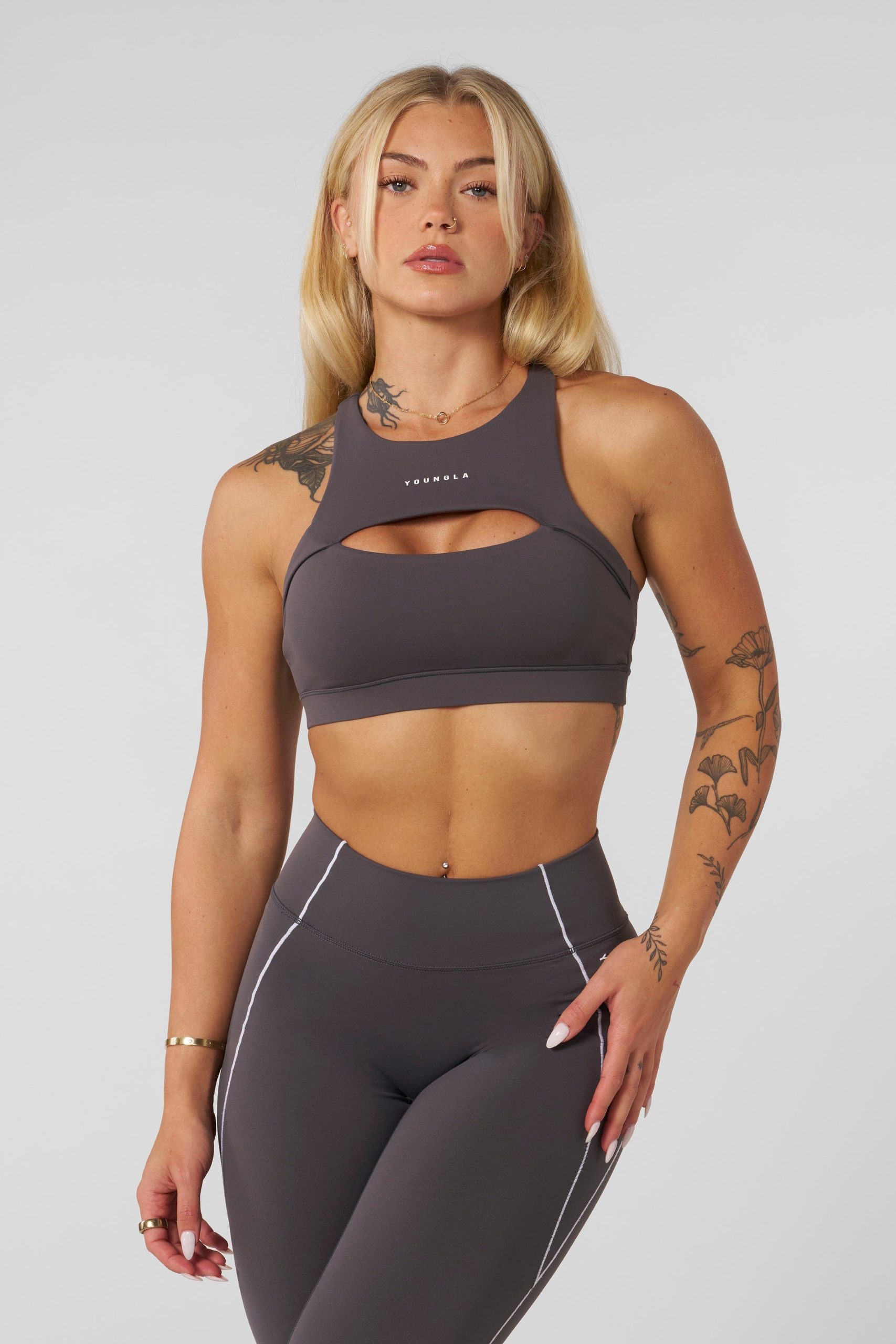 W365 - Elevate cut-out bra - Image 10